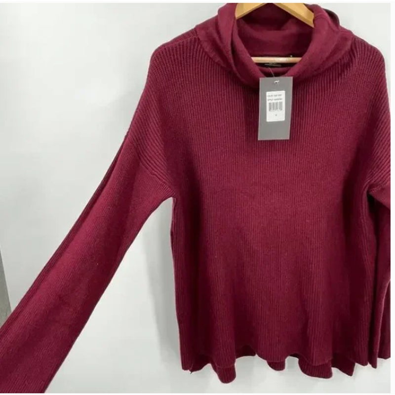 Devotion by Cyrus Cowlneck Ribbed Tunic Sweater In Ruby Port NWT in Size Small