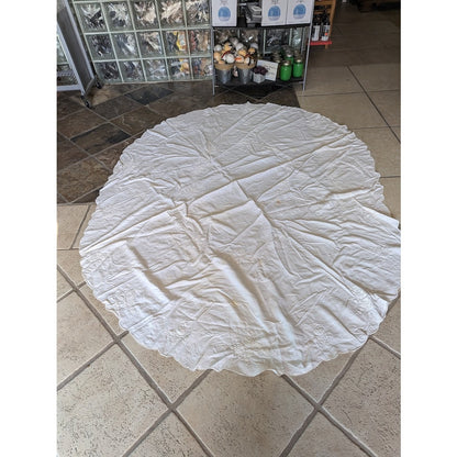 Oval linen Ivory vintage Tablecloth finish scallop edge Floral Raised Embroidery