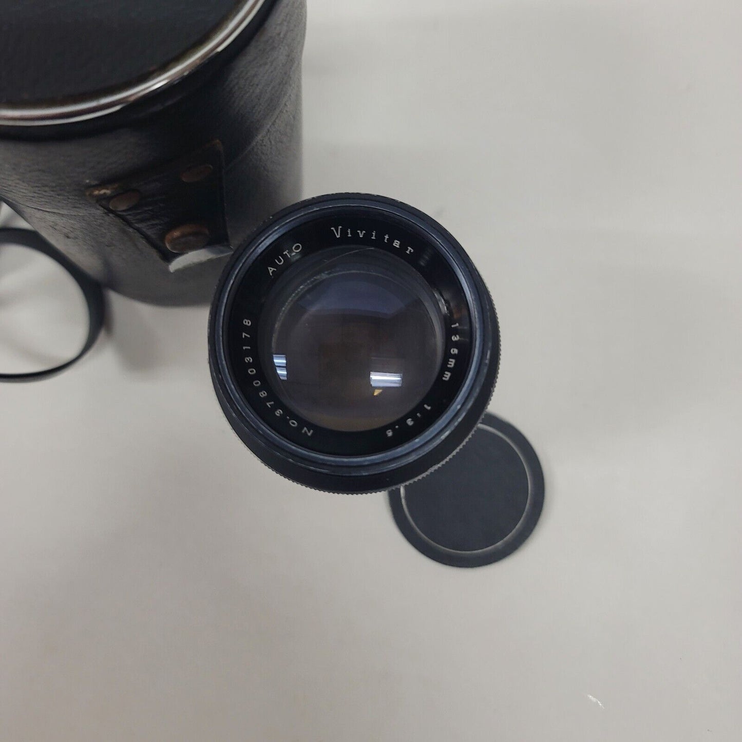 Vivitar 135mm f2.8 Auto MF Telephoto Portrait M42 Screw Mount Lens No. 378003178