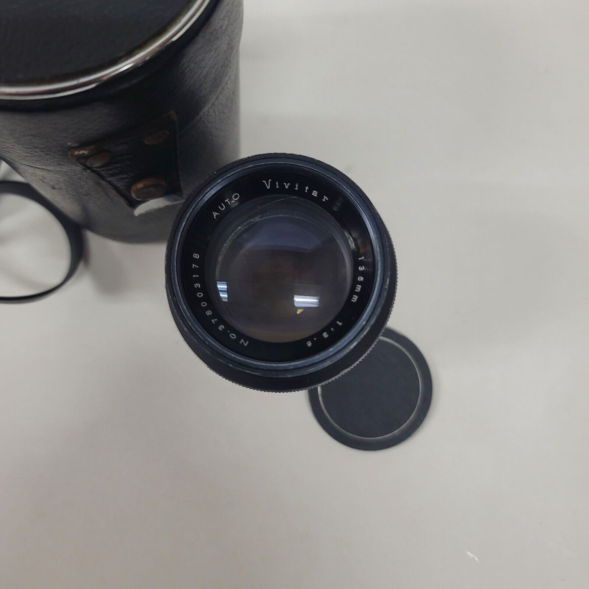 Vivitar 135mm f2.8 Auto MF Telephoto Portrait M42 Screw Mount Lens No. 378003178