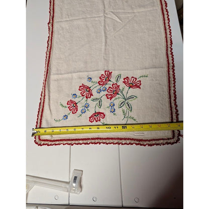 table runner hand embroidered 38" x 18" linen ripple edge farmhouse grannycore