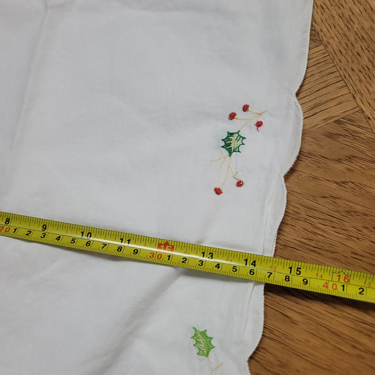 Christmas Table linen tableclotth 32" Runner 48" Holly Candles Holiday Vintage