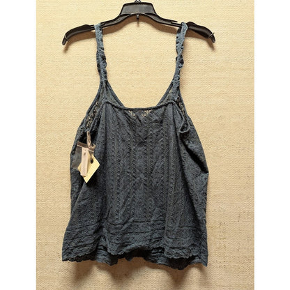 Hinge Size Medium Blue Tank top crochet style lace button sleeveless