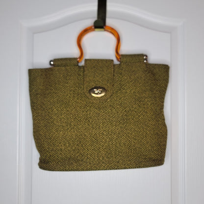 Vintage Woven Avocado Green Tortoise Lucite Handle Twist Lock Purse Bag Tote