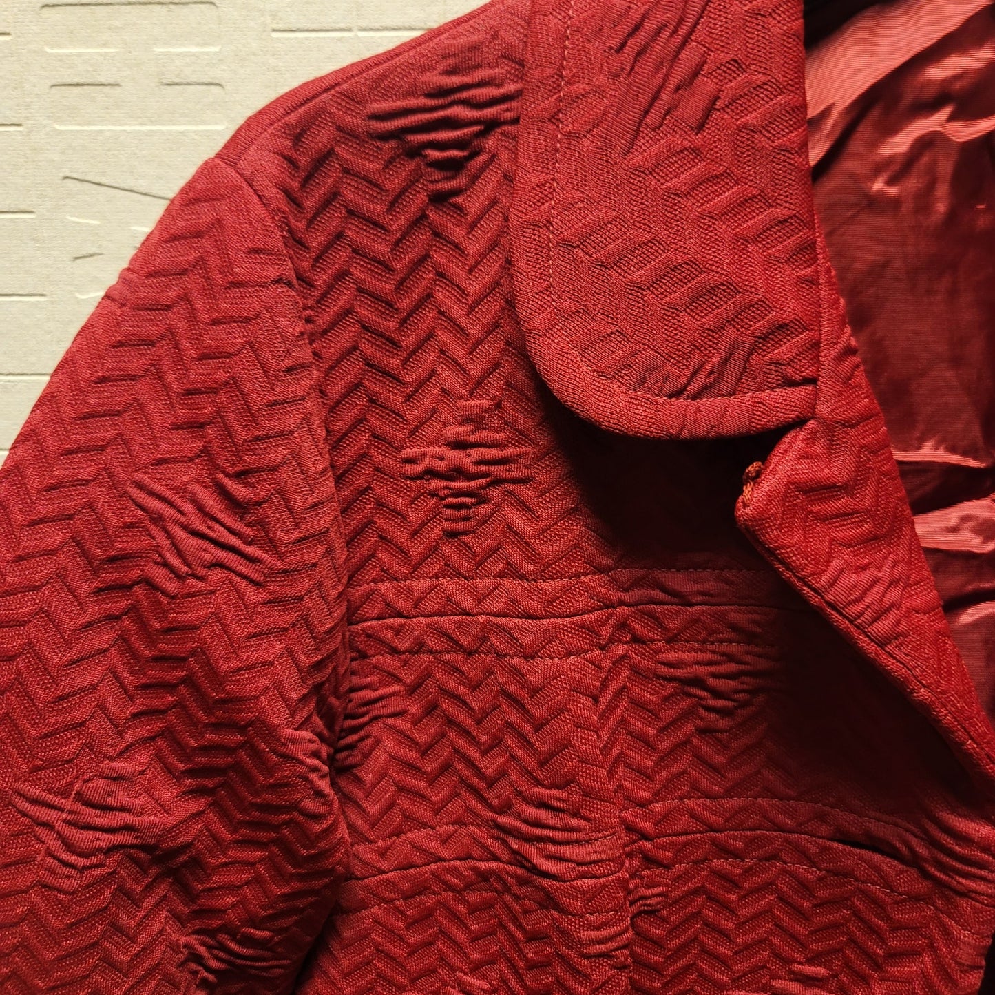 Vintage Roberta Lee LargeXL Burgundy Coat Polyester Textured Button Long Sleeve
