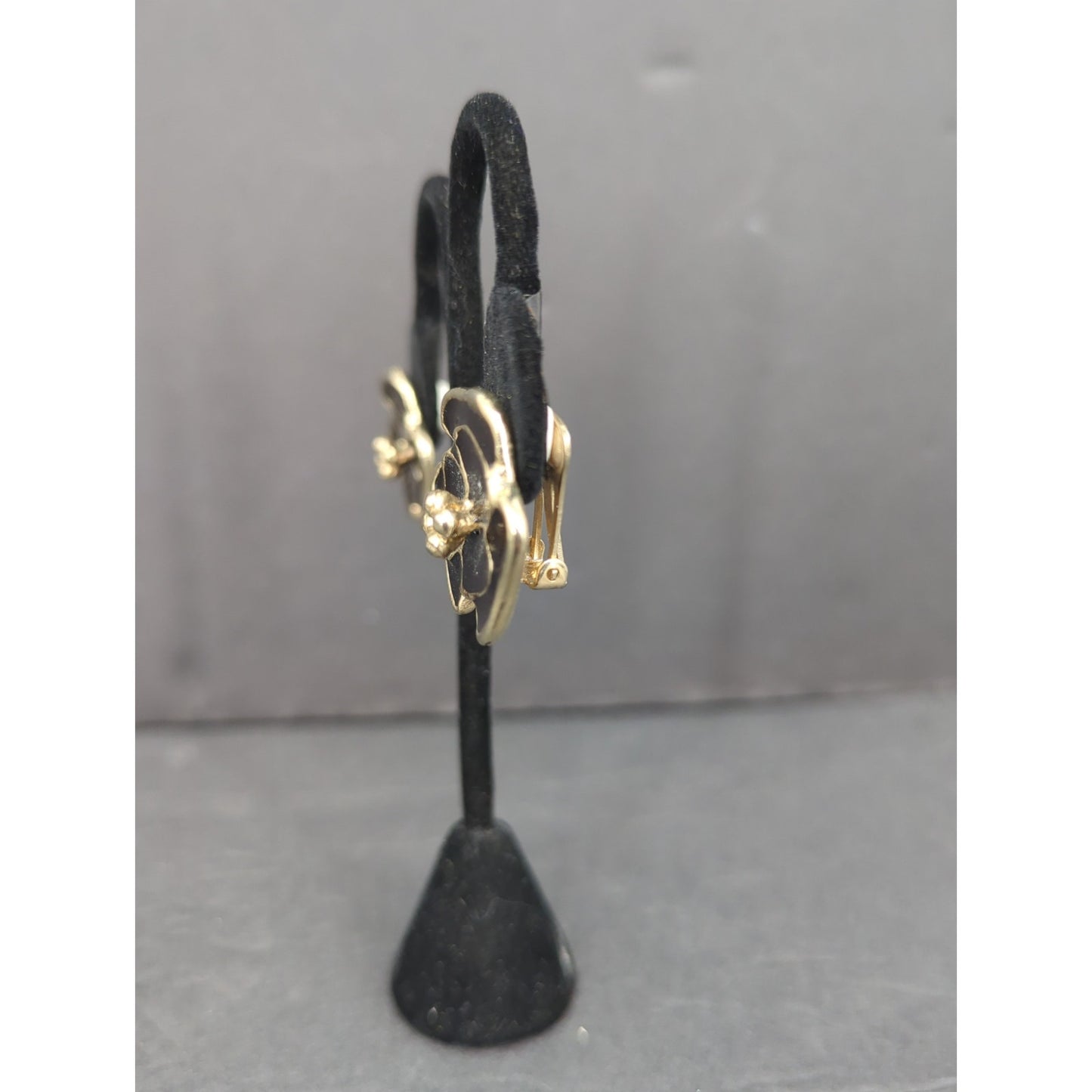 Vintage Black Enamel Gold Tone Rose Clip On Earrings 1980s Glam Flower