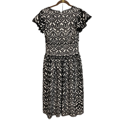 NWT ML Monique Lhuillier Embroidered Lace V-Neck Midi Dress Size 4