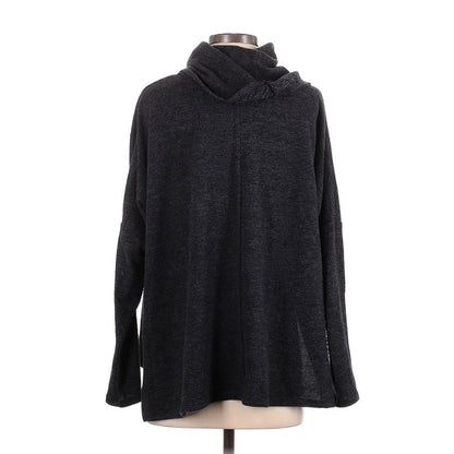 Status by Chenault Turtleneck Sweater Size Small black heathered soft Oversized