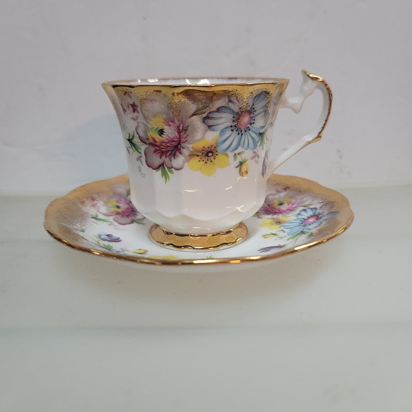 Vintage Elizabethan England Fine bone china Floral Tea Cup and Saucer gold pansy