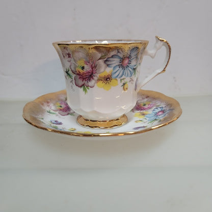 Vintage Elizabethan England Fine bone china Floral Tea Cup and Saucer gold pansy