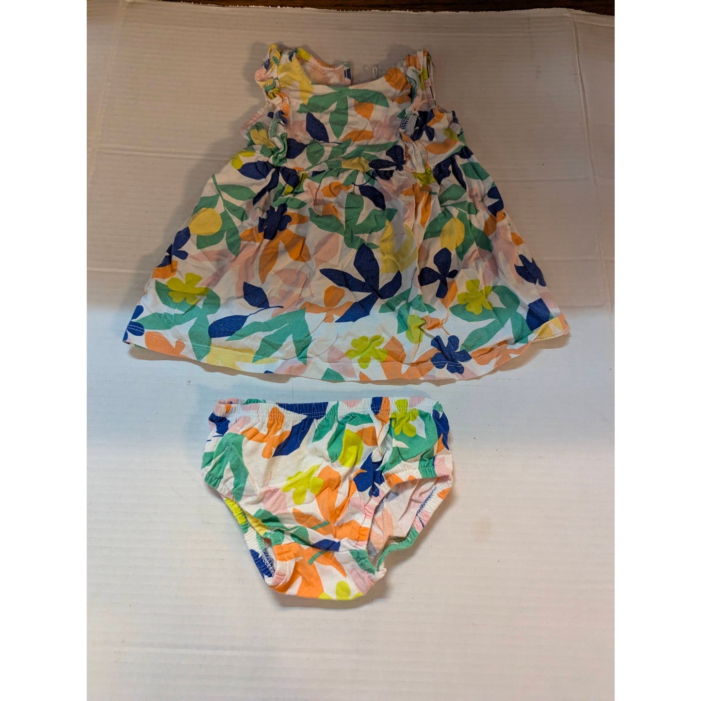 Carter's Baby Girls Floral Sleeveless Top and Bloomers Set 9 Months