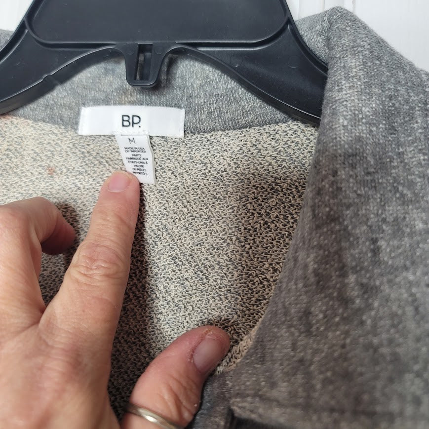 NEW BP. Medium Gray Pullover Sweatshirt collared Long Sleeve Casual Cropped