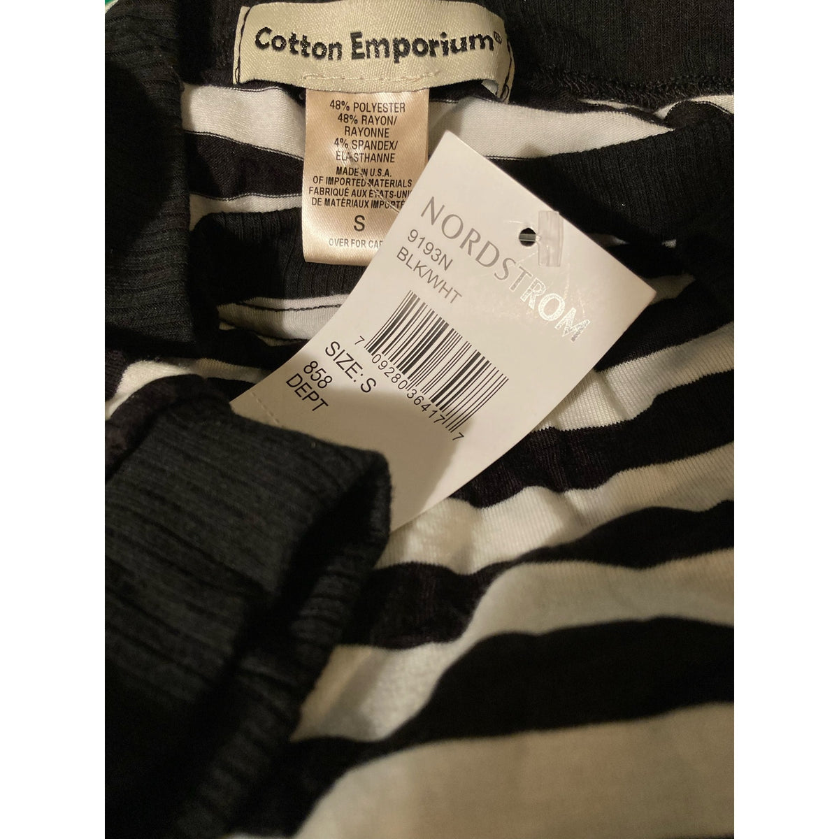 Cotton Emporium Striped Top Small Black/White NEW Crew Neck Long Sleeves Crop