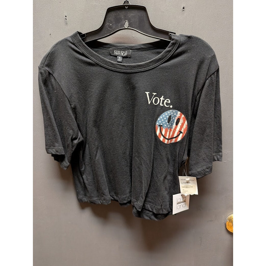La La Land Creative Co Womens Size Small Vote Crop T-Shirt Black Short Sleeve