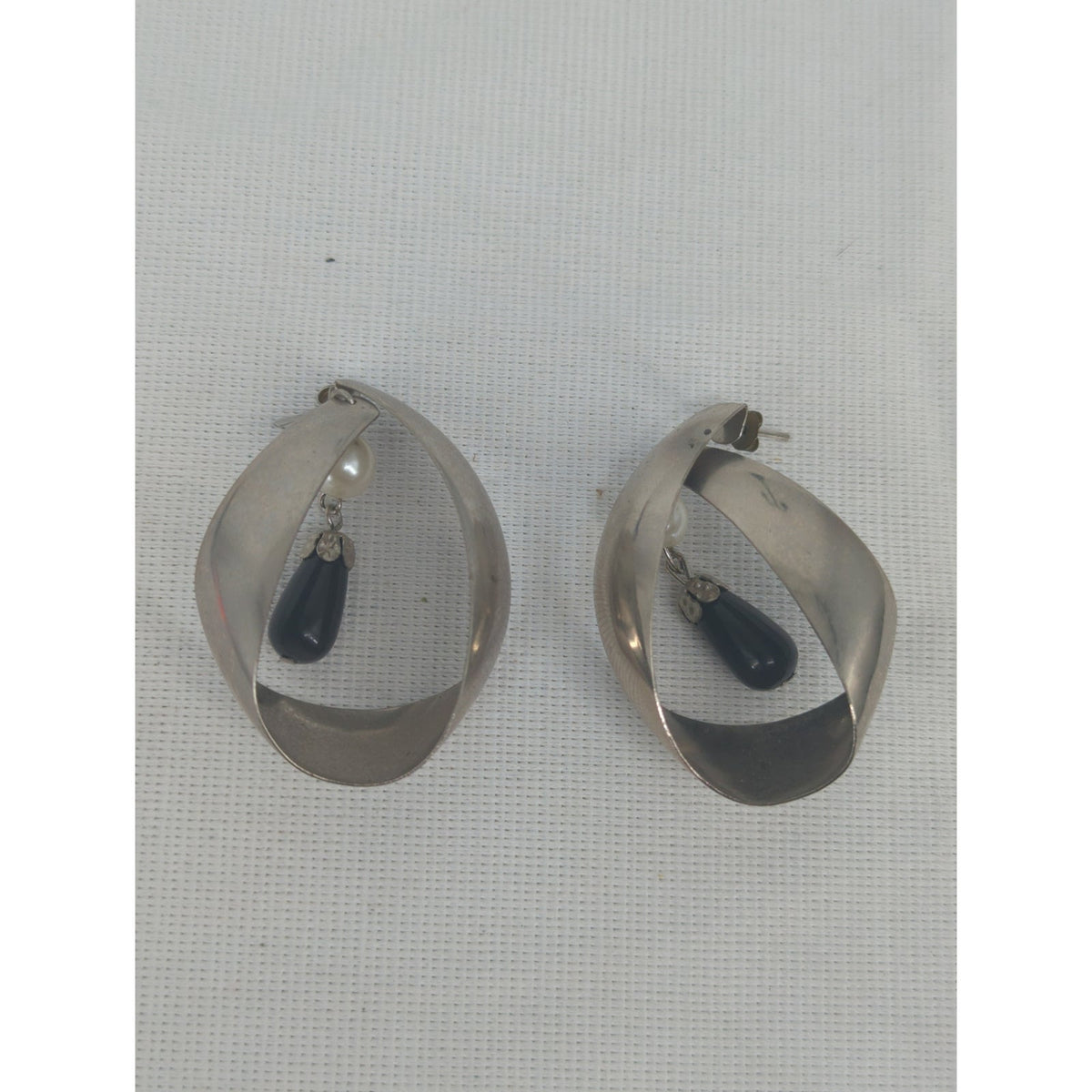 Vintage Swirl Hoop Earrings Silver-Tone Faux Pearl and Black Teardrop Dangle