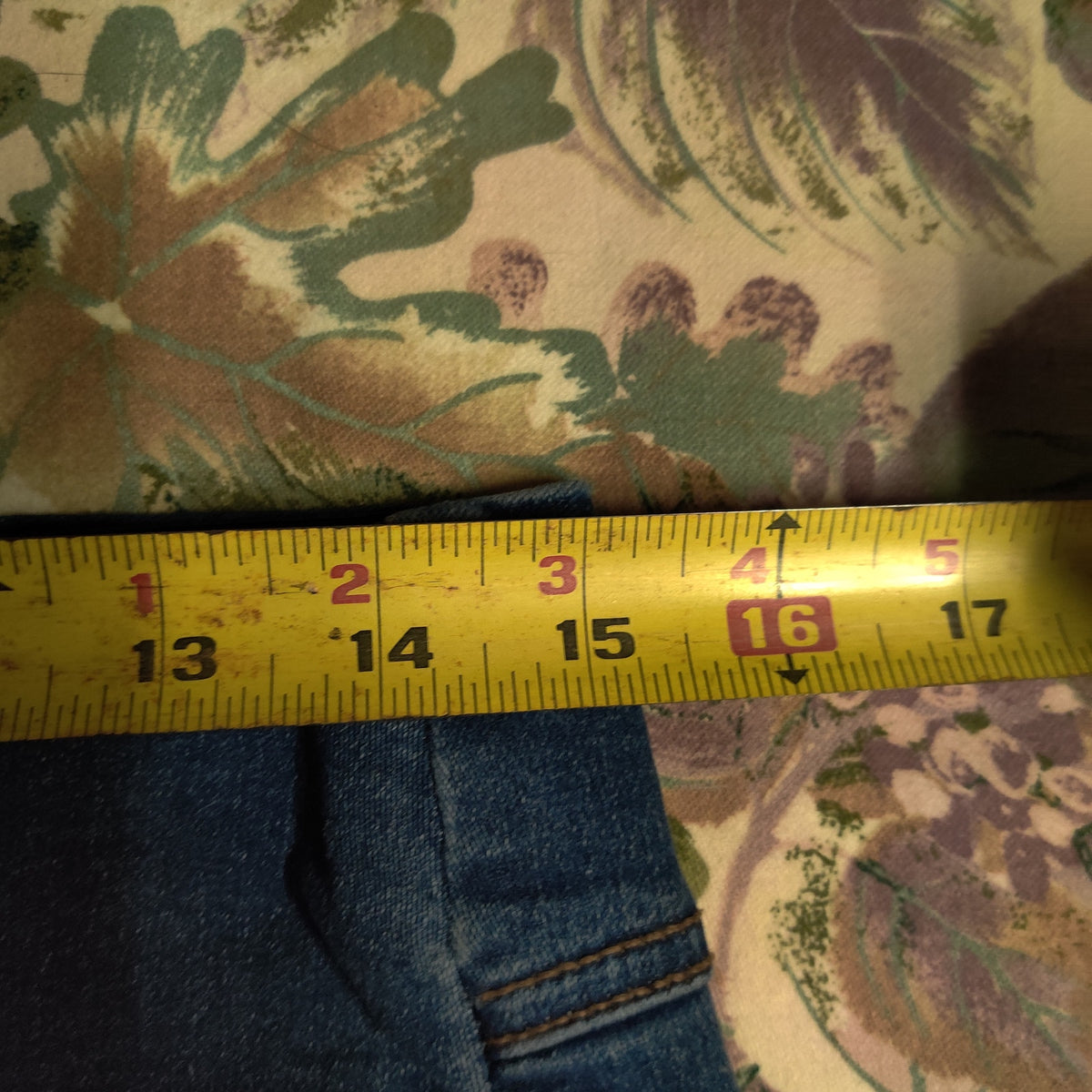 INC International Concepts Size 6 Pull-On Stretch Wide Leg Jeans