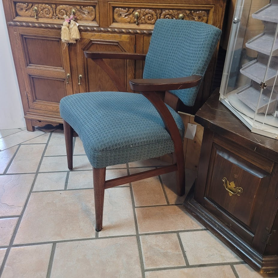 Secondhand Sandies: Murphy Miller Design Chair Z Frame Executive Guest Library
