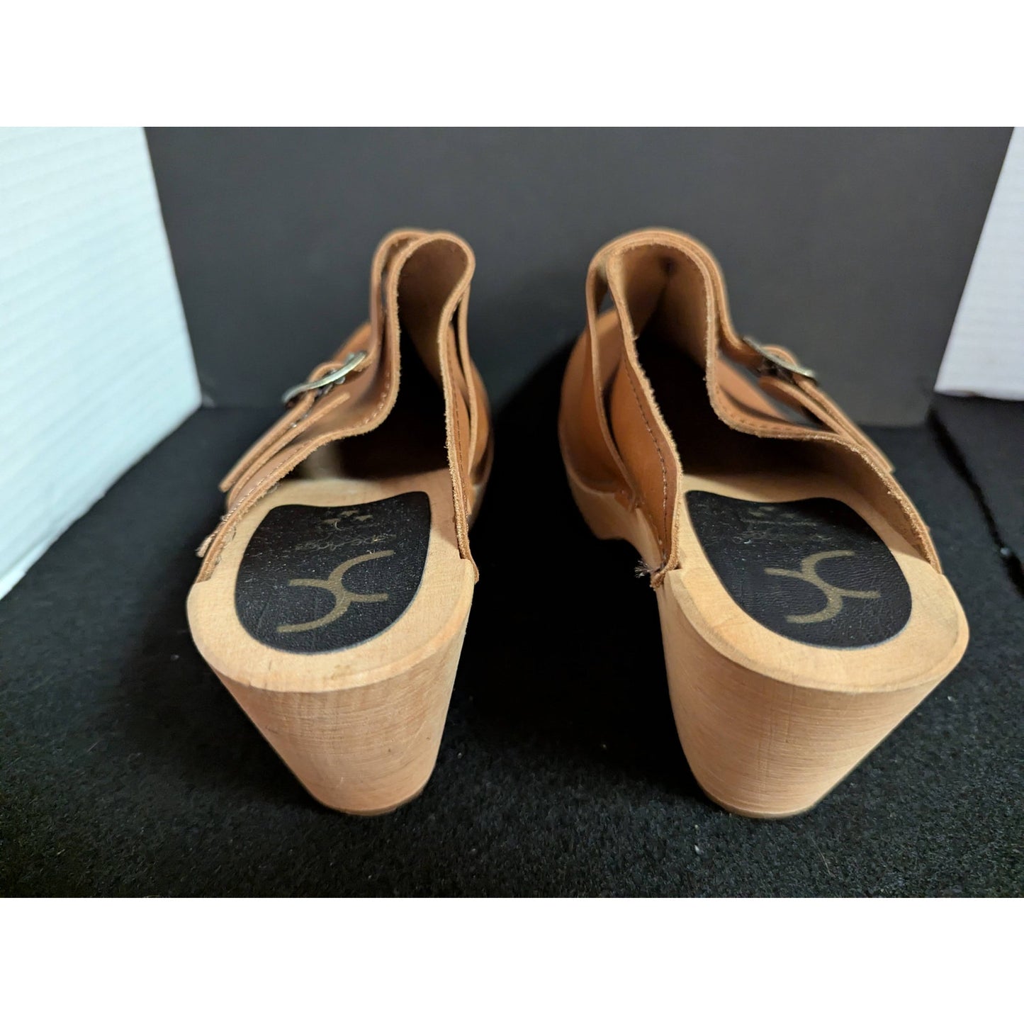 Cape Clogs Swedish Tan Leather Wooden Mule Clogs - EU 38 US 7.5