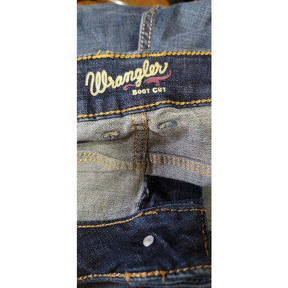Women's Wrangler Retro® Mae Mid Rise Bootcut Jeans 35/ 19" x 34" Vintage Style