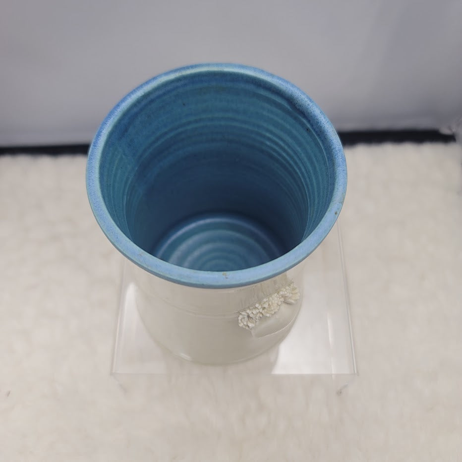 Wakulla Clay '86 Handmade Art Studio Pottery Vase Tumbler White Blue Sea shell