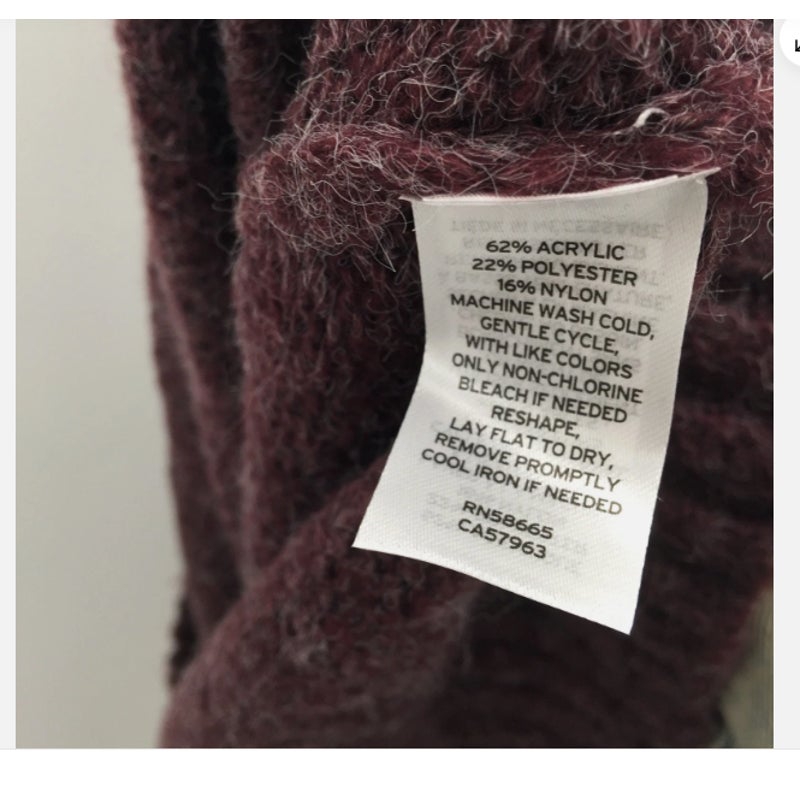 Abound Long Sleeve Pullover V-Neck Sweater Size Large in Solid Burgundy Stem NWT