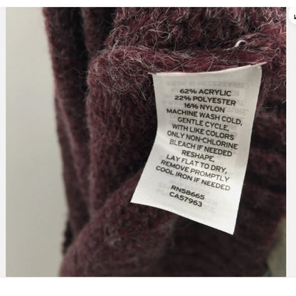 Abound Long Sleeve Pullover V-Neck Sweater Size Large in Solid Burgundy Stem NWT