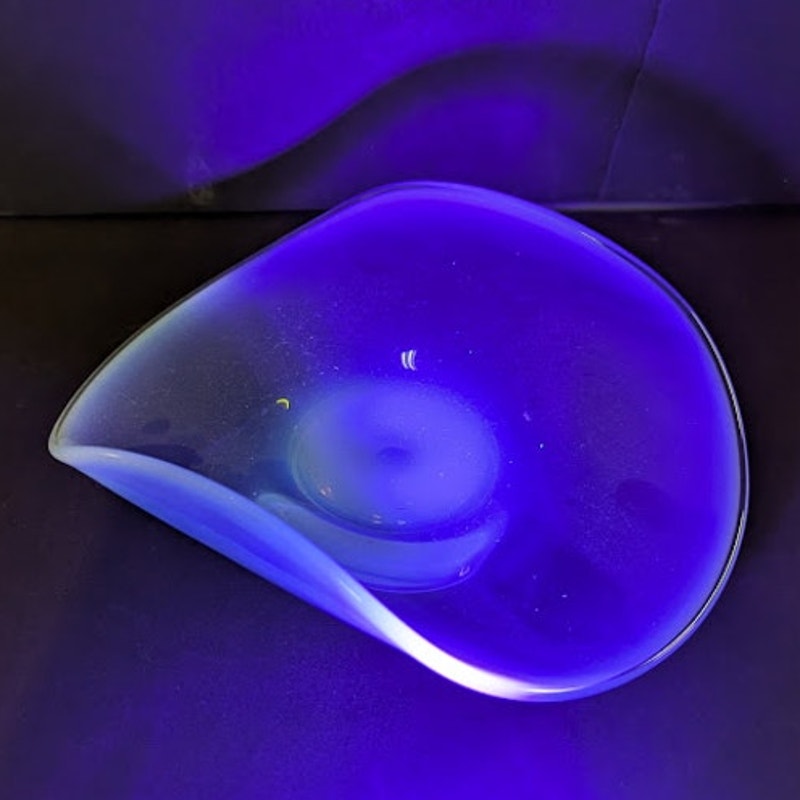 Blue Vaseline Glass Candy Trinket Tray Uranium Radiated Opalescent Curved Lip