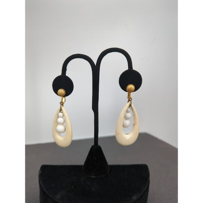 Vintage Carol Dauplaise Cream Enamel & Pearl Teardrop Clip On Earrings