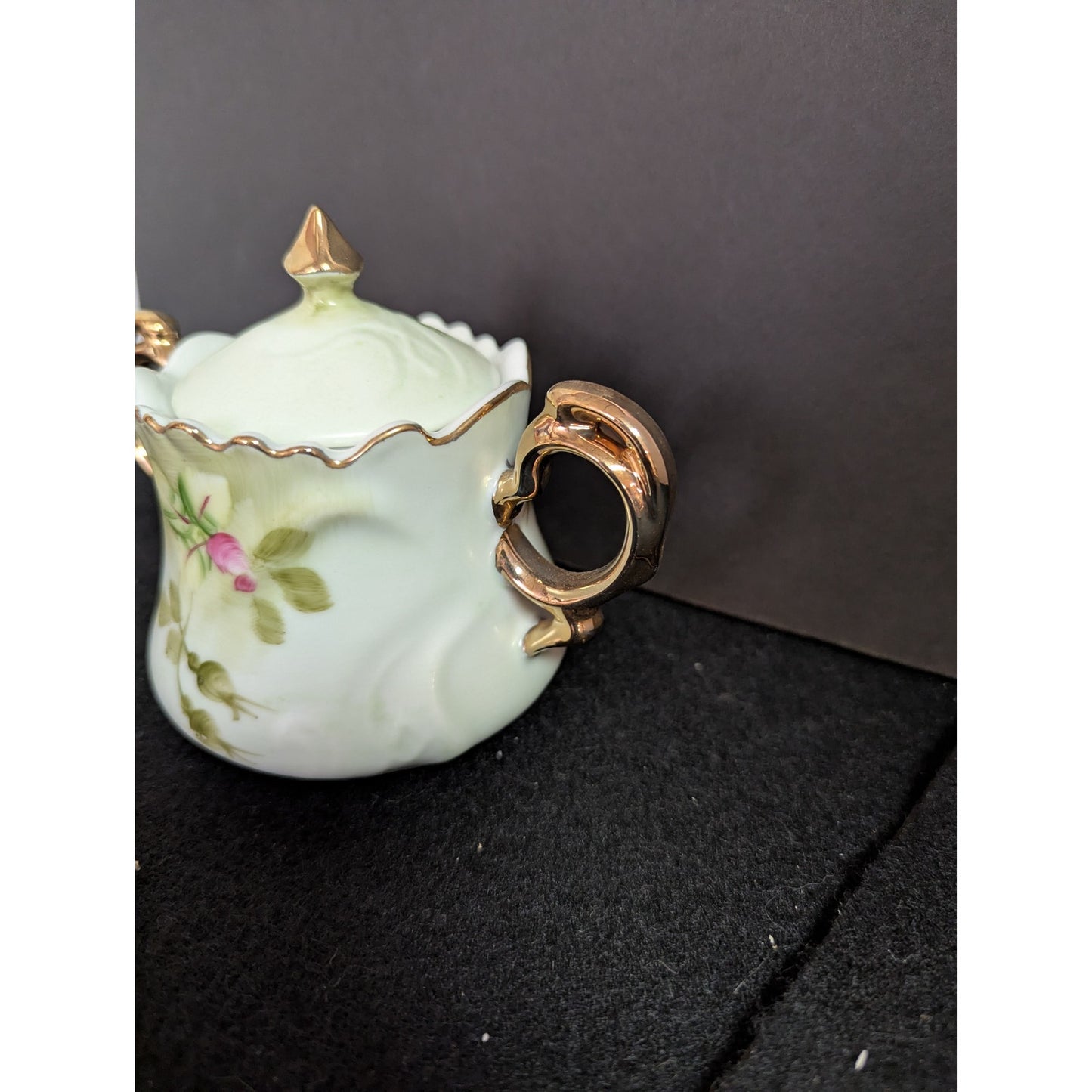 Vintage Lefton Green Rose Lidded Sugar Bowl Porcelain Gold Gilt 3066