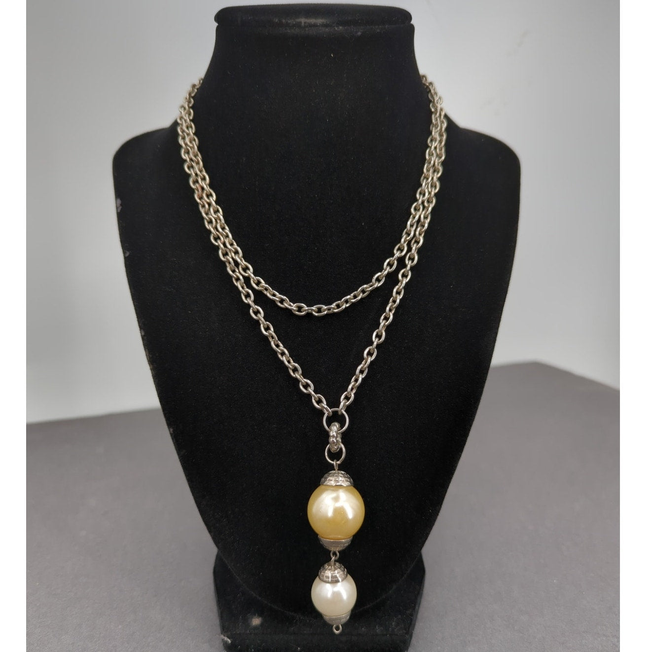 Vintage Fashion Necklace silvertone faux double pearl statement