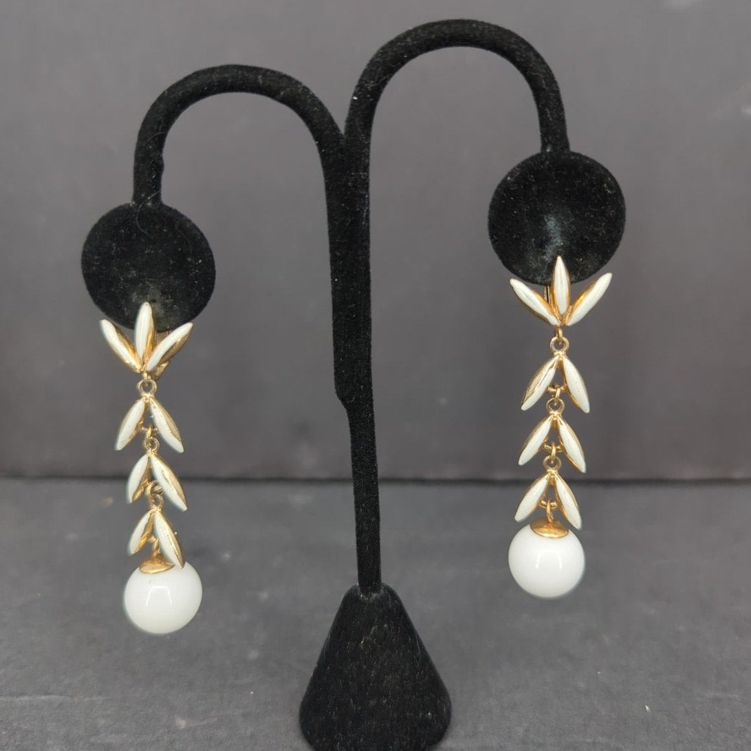 Vintage Gold Tone Faux Pearl Rhinestone Screw Back Clip On Earrings 1960s Glam