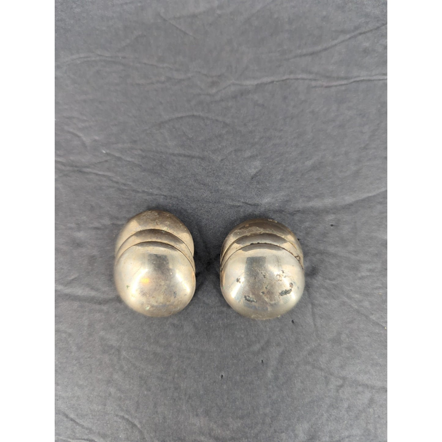 Vintage Gold Tone Stacked Tiered Dome Clip On Earrings Retro 80s