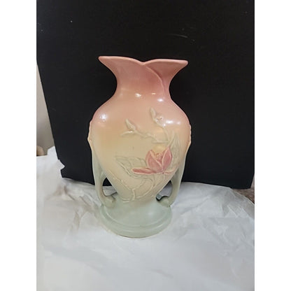 HULL POTTERY PINK AND BLUE 8-1/2 " VASE MAGNOLIA PATTERN # 2