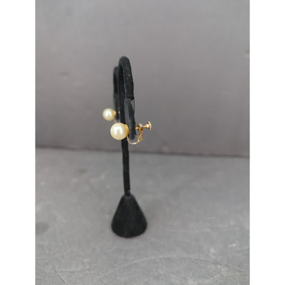 Vintage Faux Pearl Drop Dangle Earrings Gold Tone Screw Back Retro Classic