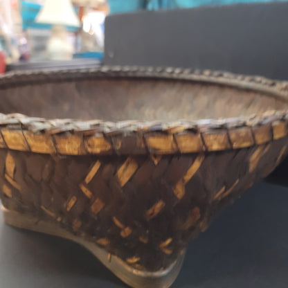 VINTAGE Large 1960s Labba Grain Basket from Philippines - 17" Diam. X 7" H nice!
