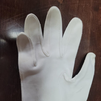 Vintage White Small / Medium White Gloves Short