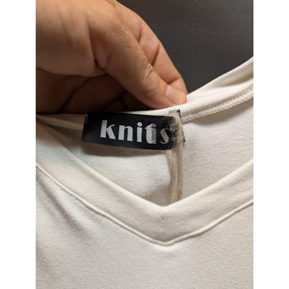 KNITIS casual white short sleeve Tee t-shirt womens Size Medium V-Neck