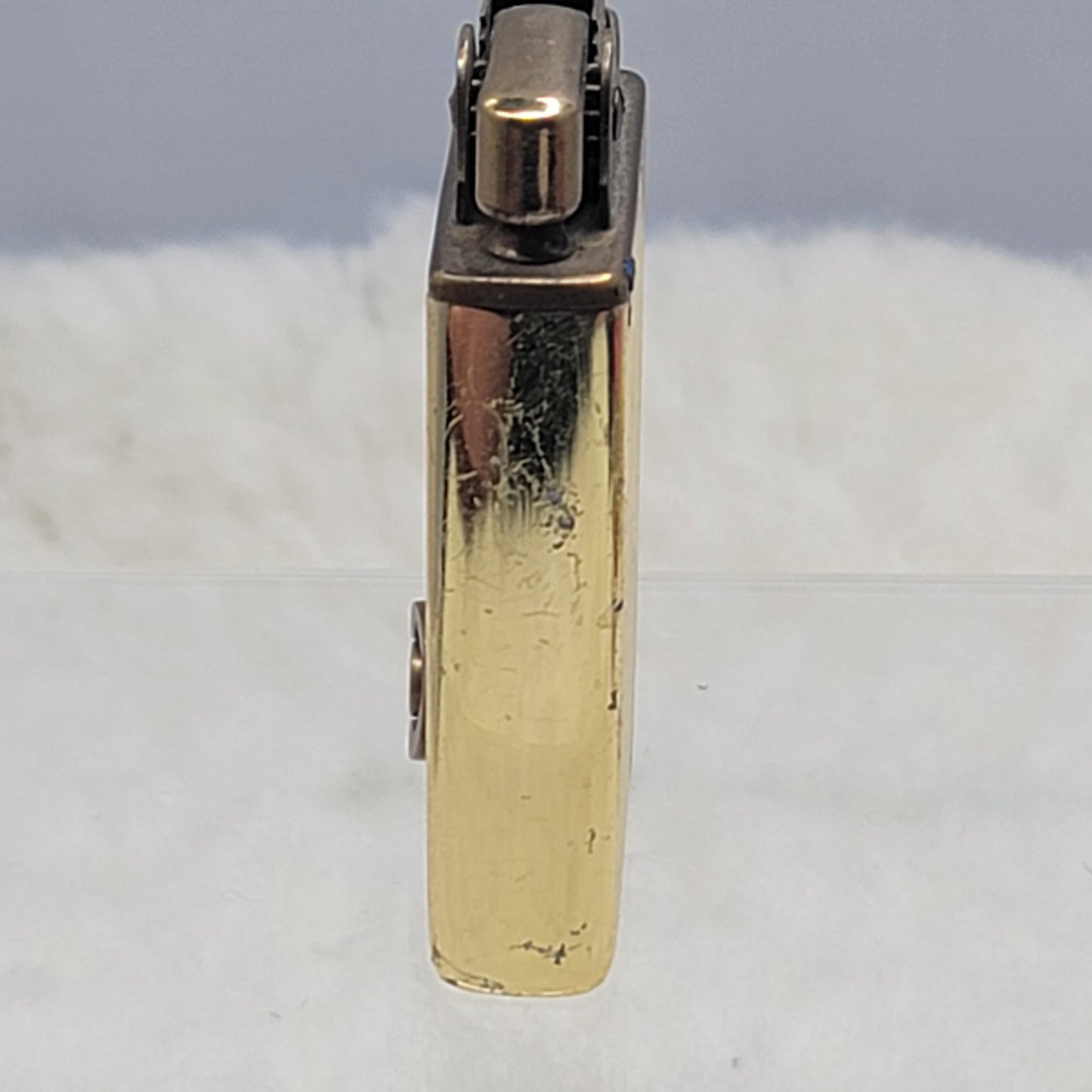 Vintage Ribbed Gold Mechanical Music Box Pocket Lighter Japan Smoke Gets In Eyes