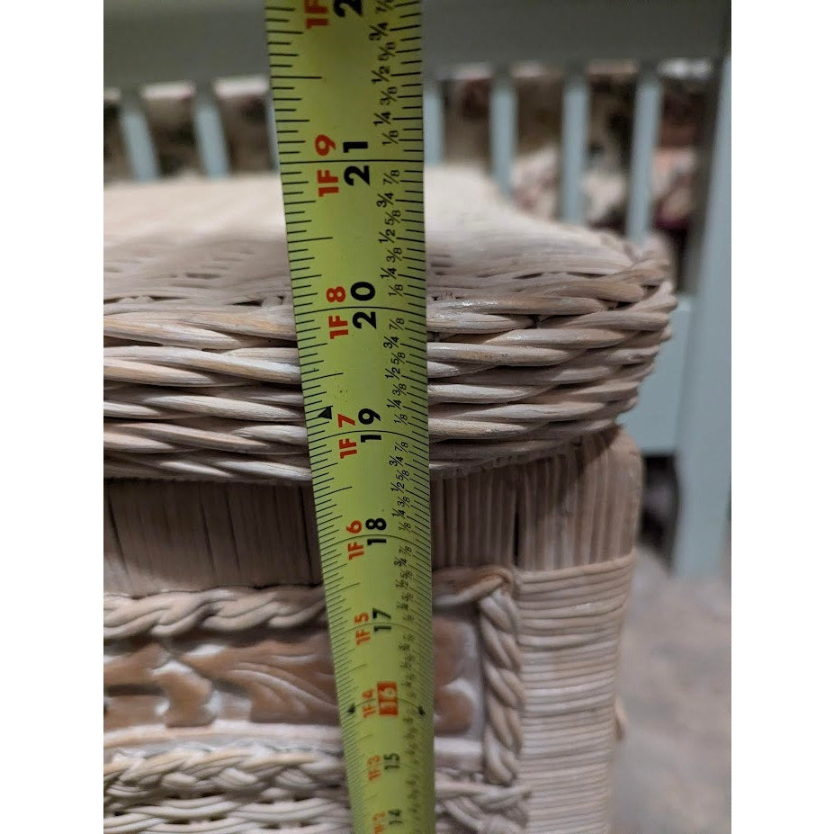 Secondhand Sandies: White washed wicker trunk storage box blankets