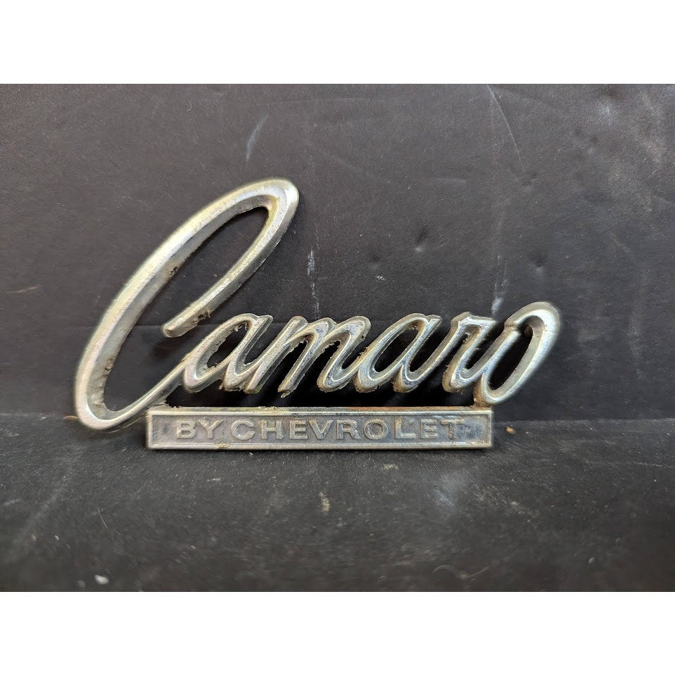 Vintage 1968-1969 #7752901 chevrolet Camaro Trunk Lid Emblem GREAT CRAFT IDEAS