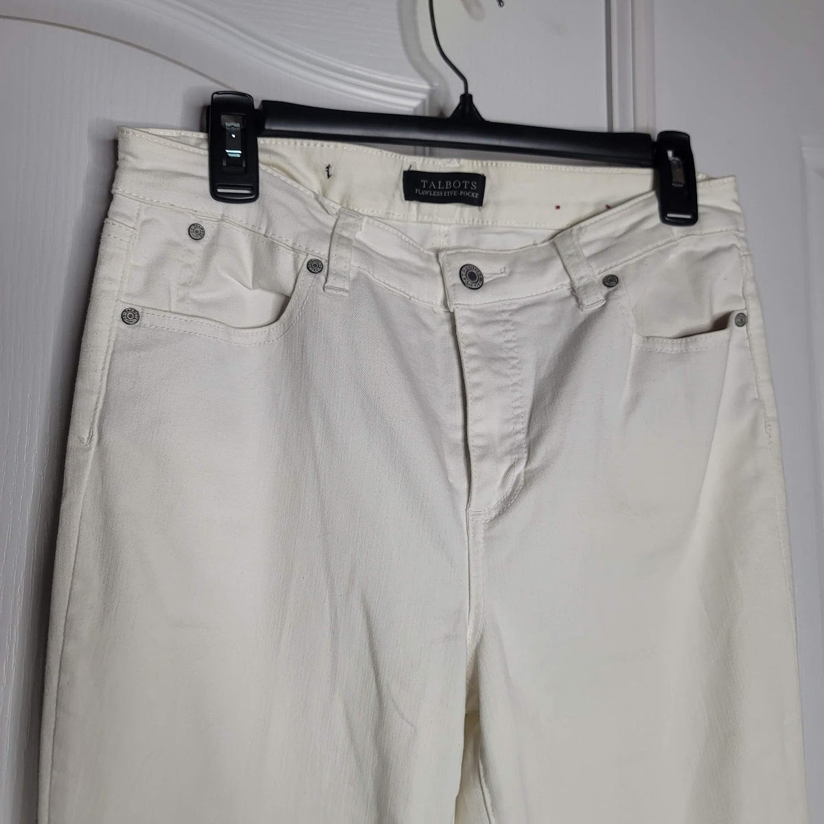 Talbots womens boot cut White Jeans Button Zip Cotton Stretch 30" Waist