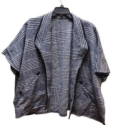 Black Gray White Reversible Plaid Cape Faux leather trim Shawl Jacket XL / LARGE