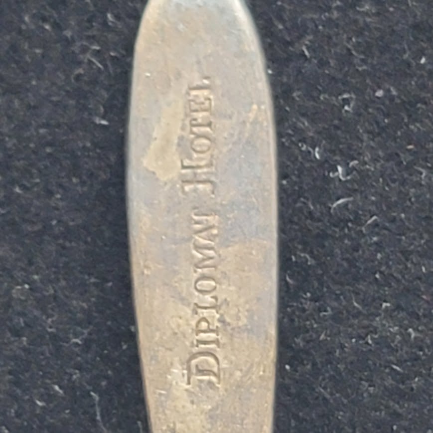 Vintage Diplomat Hotel Hollywood Silver Plate Flatware Spoon Crest Logo Teaspoon