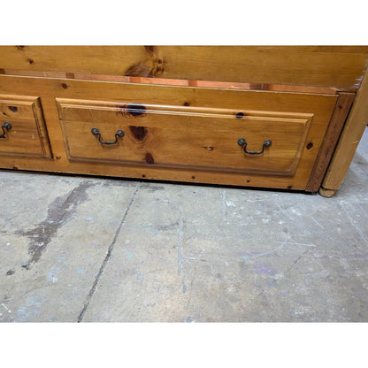 Secondhand Sandies: Trundle Bed Twin PULL OUT 2 BEDS