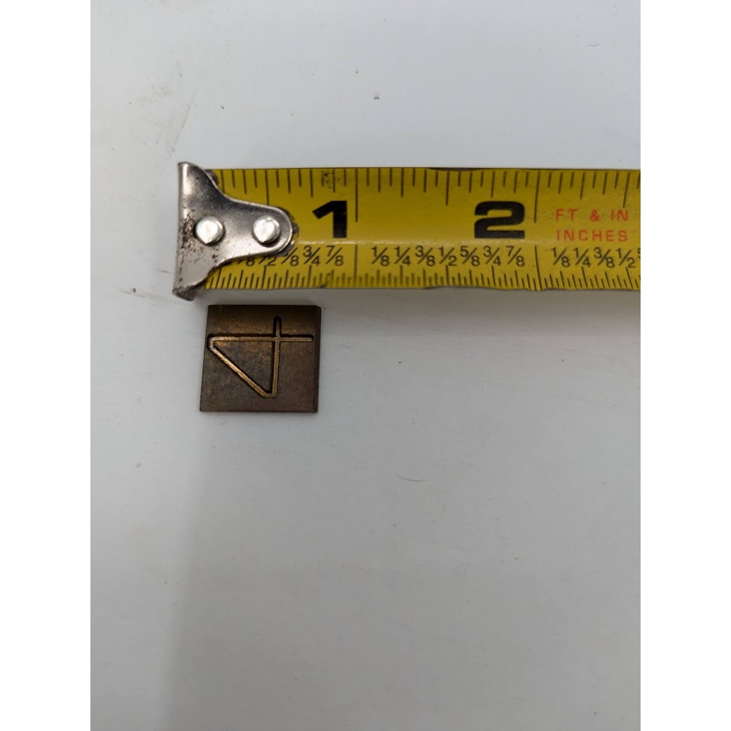 Gravograph Miscellaneous BRASS letters Typeset Printer 3/4" tall 2 LBS woodbox