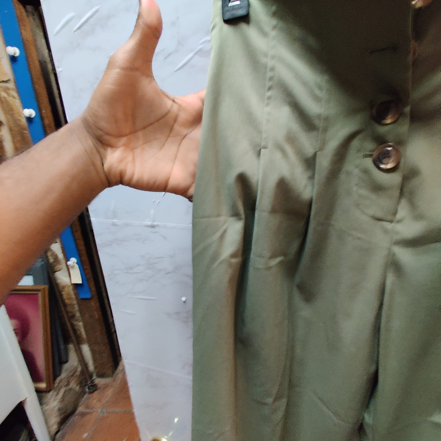 Antonio Melani Size 2 Green Wide Leg High Waist Button Front pants Safari Y2K