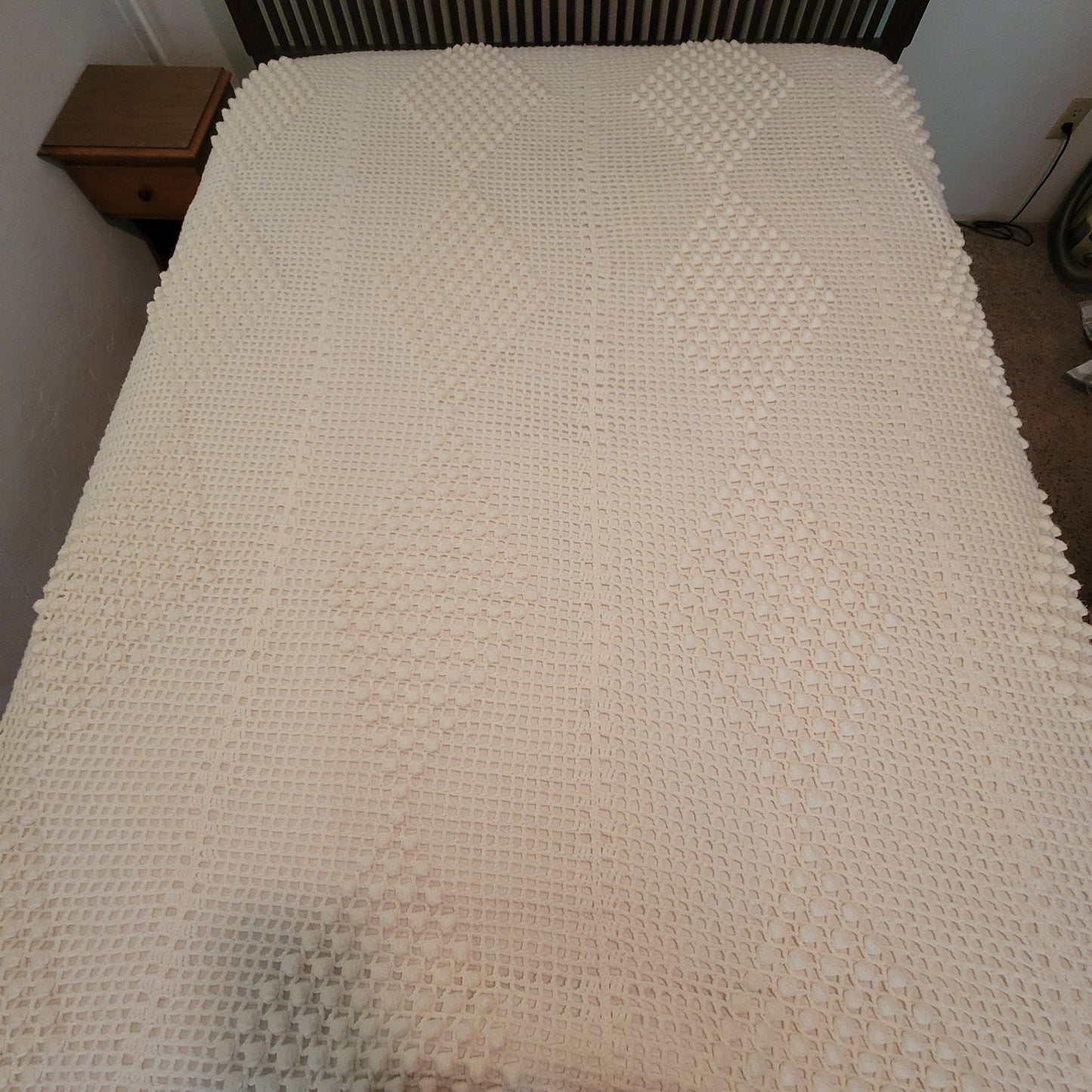 AMAZING handmade crochet blanket coverlet white geometric queen full bedspread