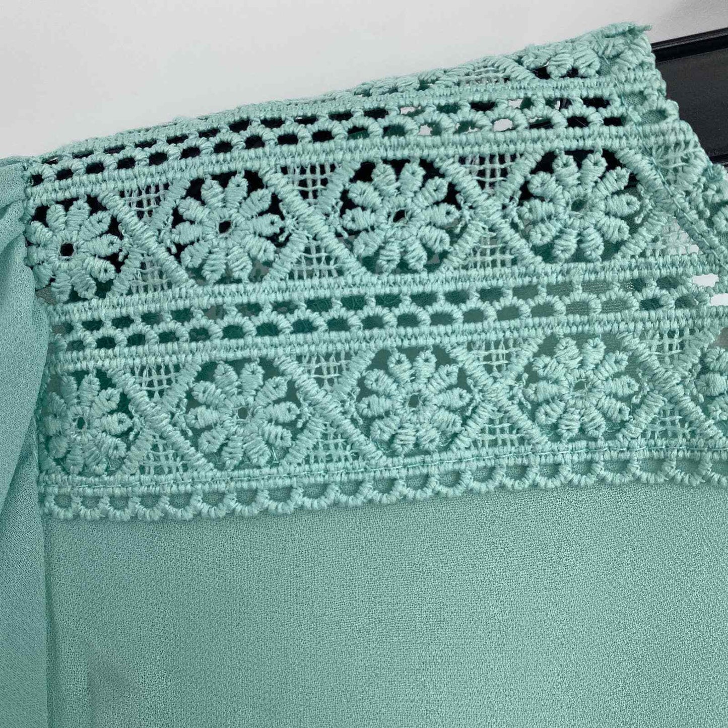 Socialite Mint EXTRA LARGE casual NEW Crochet Trim Smocked Waist & Sleeve Blouse