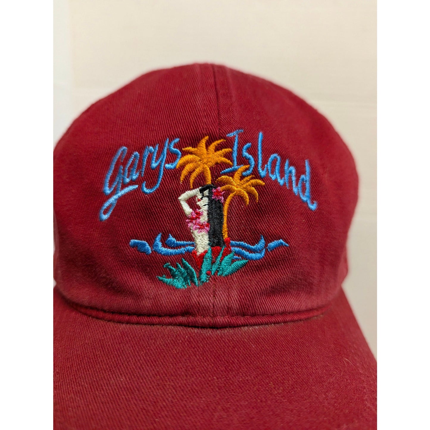 Vintage 1990s Gary's Island Red Strapback Baseball Cap Hat Retro Y2K