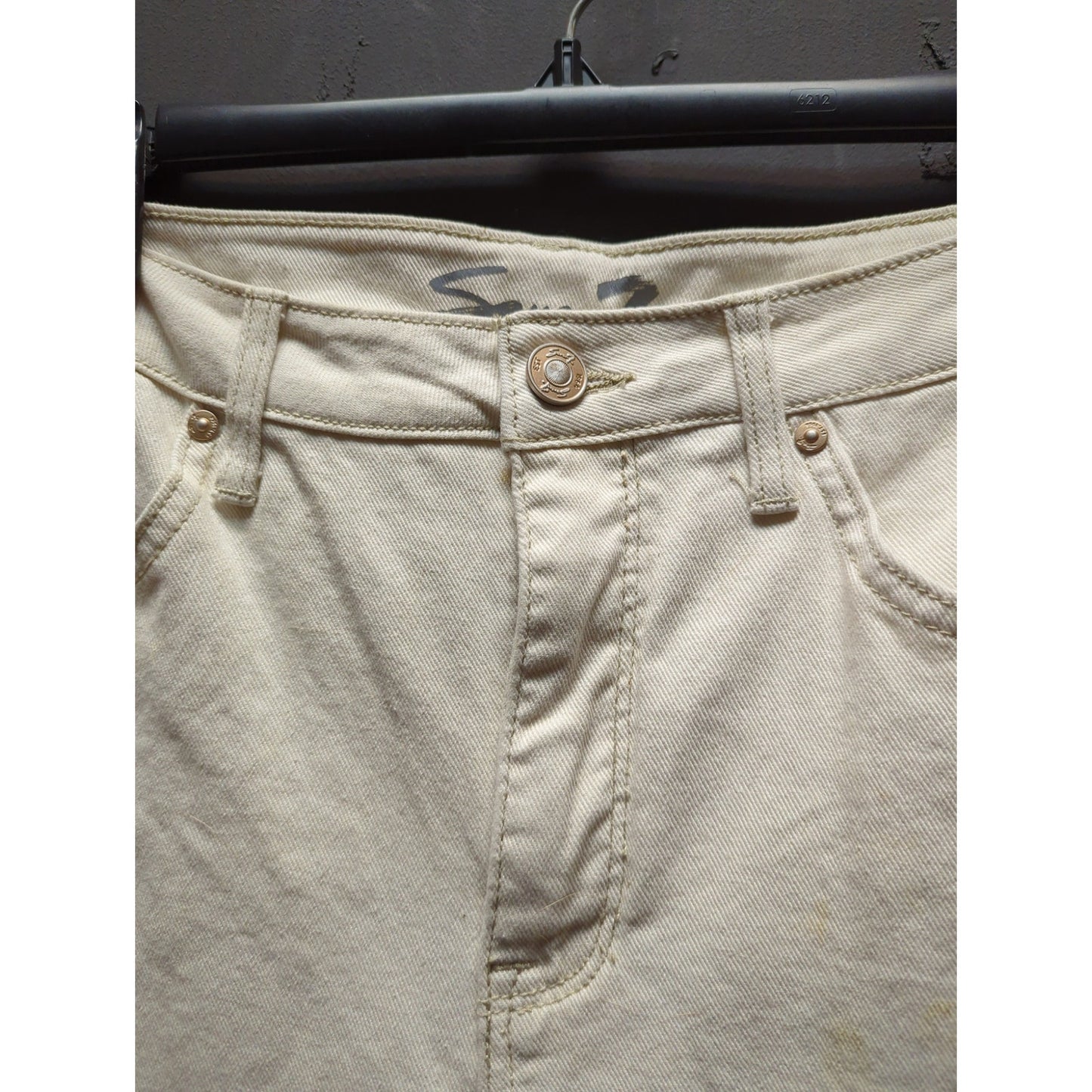 Seven7 Off-White High Rise Slim Straight Jeans Minimalist Aesthetic Size 12